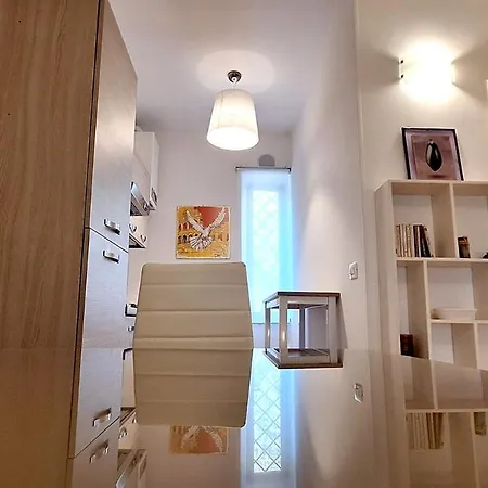 Claudietta By Controluce Apartment